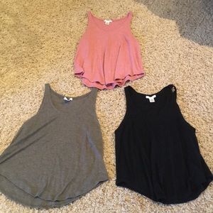 Black green & pink tops bundle of 3